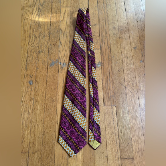 Vintage Other - 70s Vintage Oleg Cassini for Harris and Frank Yellow and Pink Paisley Silk Tie